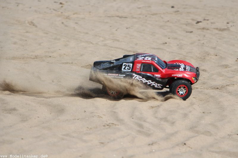 Traxxas Slash am Rhein mit Bernd26.7.15   HP  14