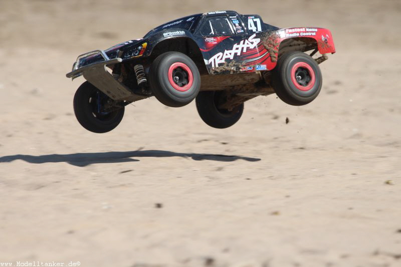 Traxxas Slash am Rhein mit Bernd26.7.15   HP  25