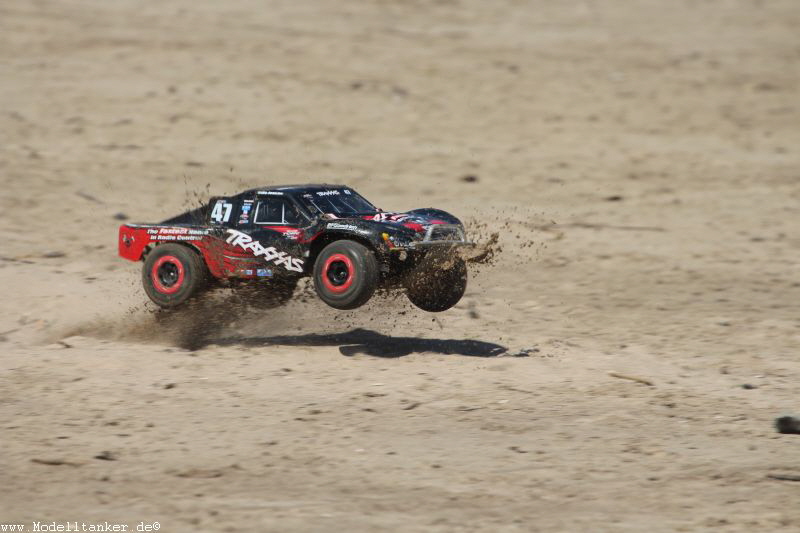 Traxxas Slash am Rhein mit Bernd26.7.15   HP  38