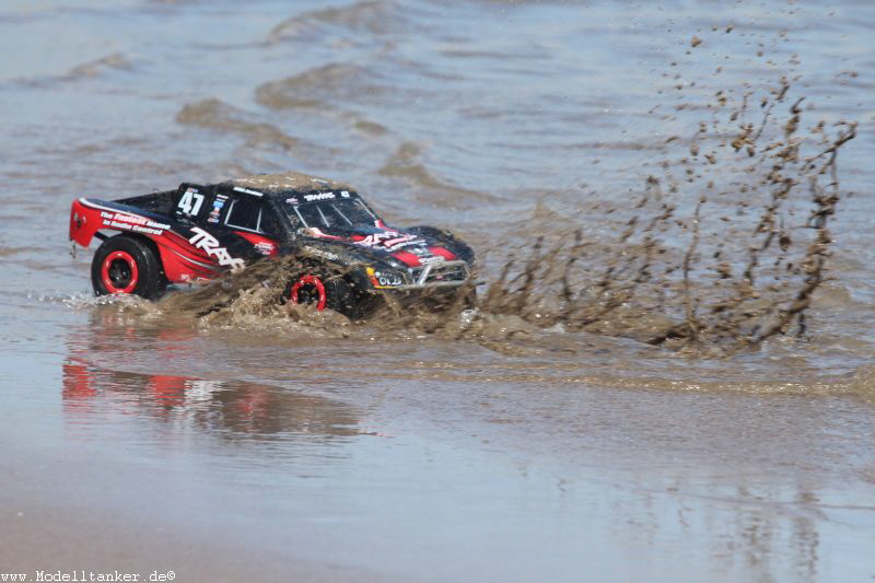 Traxxas Slash am Rhein mit Bernd26.7.15   HP  40