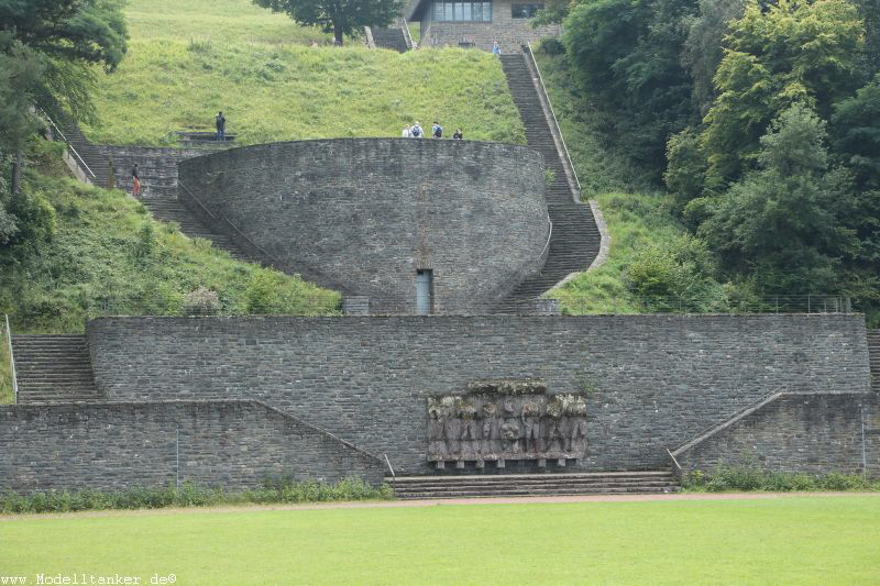 Burg Vogelsang  2017   HP  17