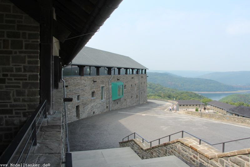 Burg Vogelsang  2017   HP  3