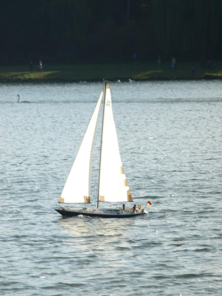 Segeln am Decksteiner Weiher am 3.10.2013   HP 016