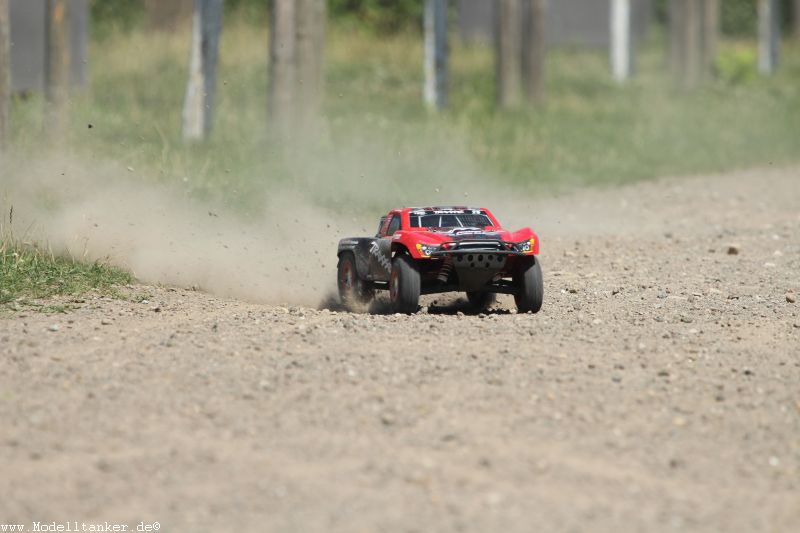 Traxxas Slash  HP  11