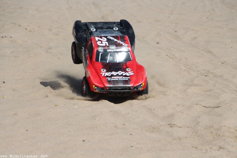 Traxxas Slash am Rhein mit Bernd26.7.15   HP  15