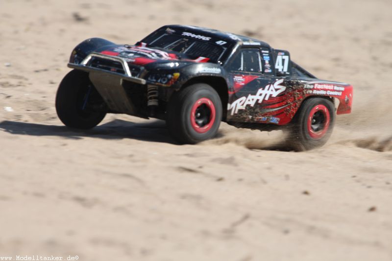 Traxxas Slash am Rhein mit Bernd26.7.15   HP  27