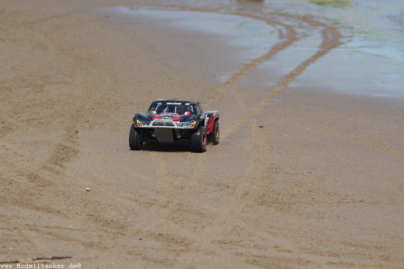 Traxxas Slash am Rhein mit Bernd26.7.15   HP  35